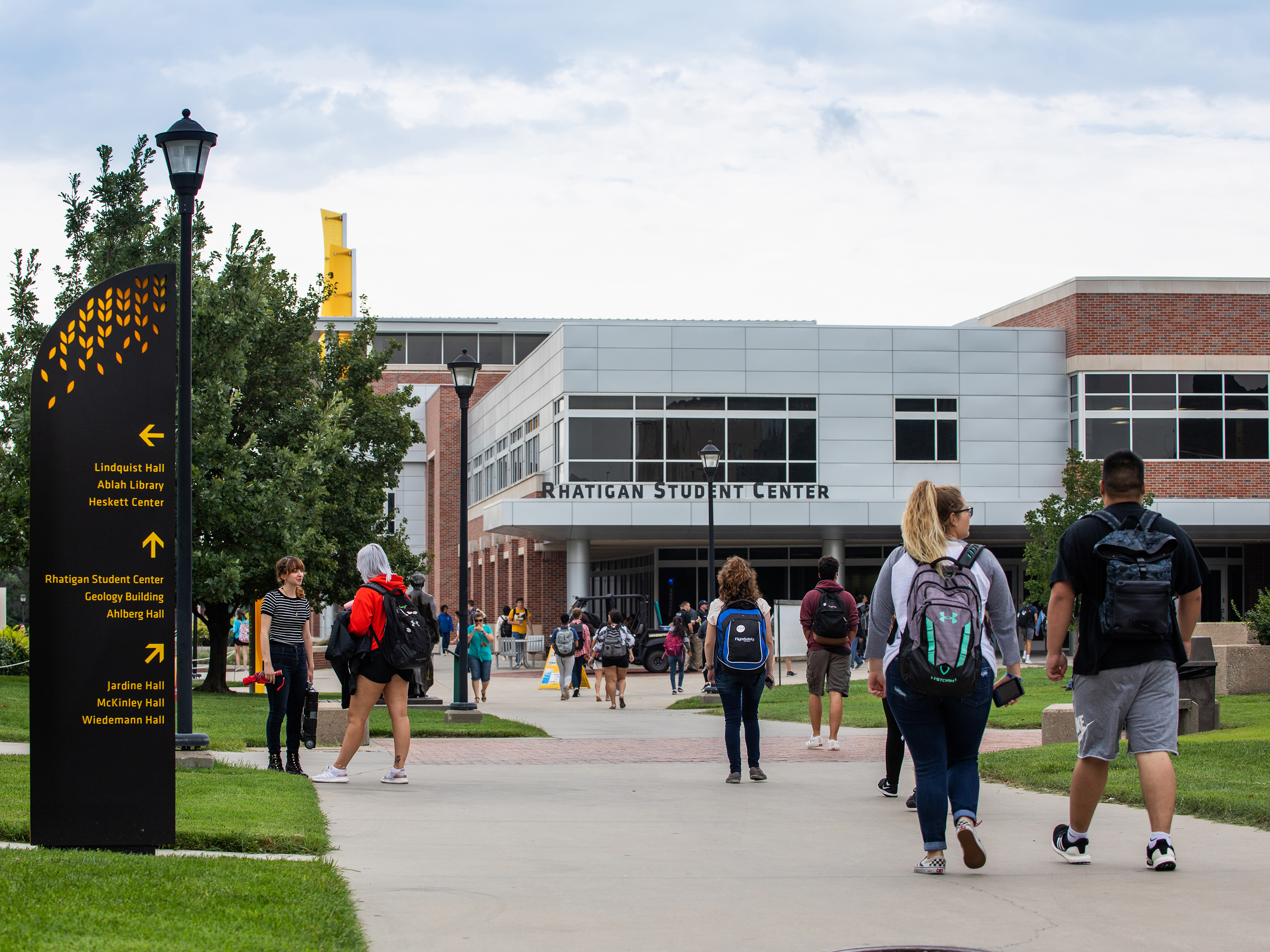 Students walking outside of the RSC